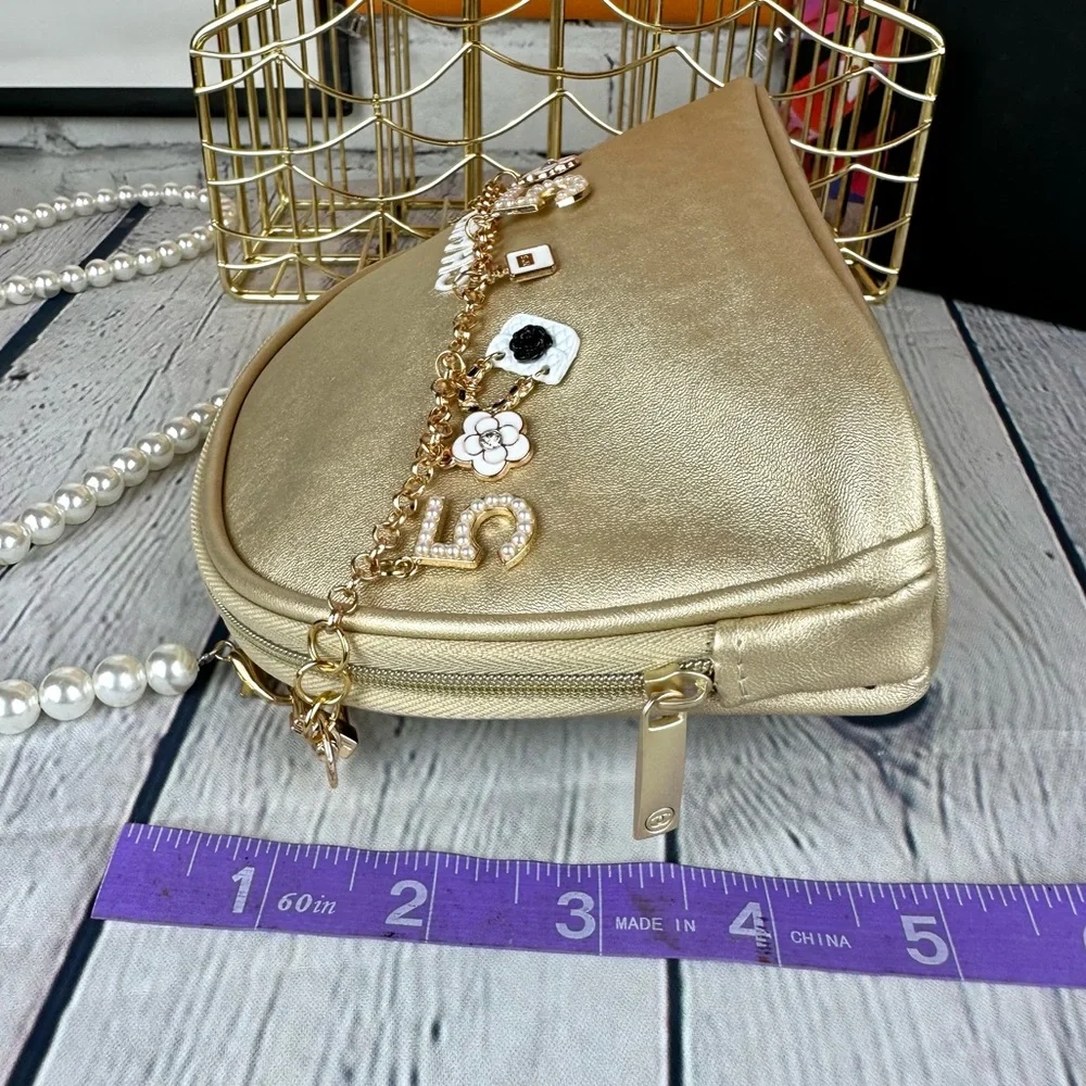 CHANEL gold metallic Crossbody pouch with bag charm and pearl chain - Picture 12 of 16